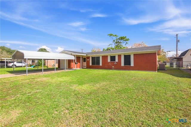 4606 Evergreen Street, Victoria, TX 77904