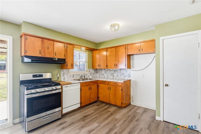 4606 Evergreen Street, Victoria, TX 77904