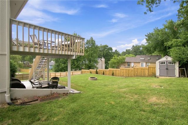 6453 N Amoret Avenue, Kansas City, MO 64151