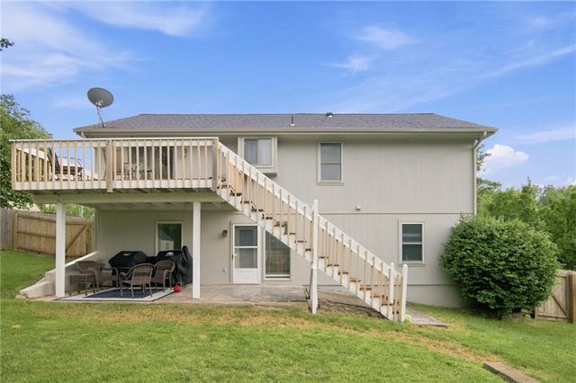 6453 N Amoret Avenue, Kansas City, MO 64151