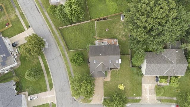 6453 N Amoret Avenue, Kansas City, MO 64151