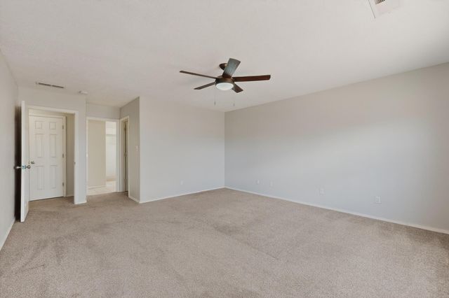 360 Don Carlos Avenue NE, Los Lunas, NM 87031