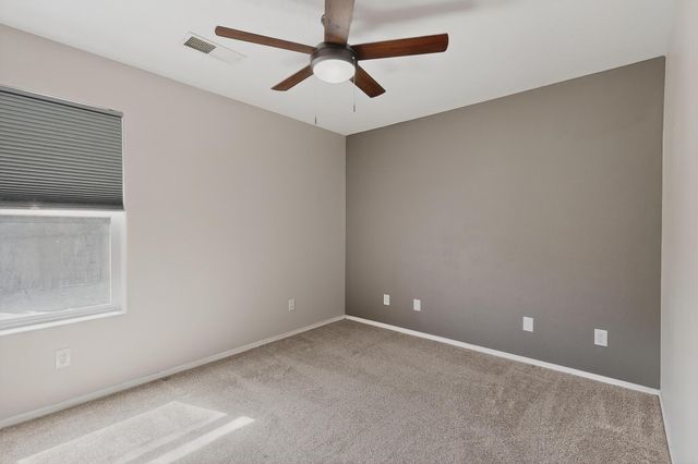 360 Don Carlos Avenue NE, Los Lunas, NM 87031