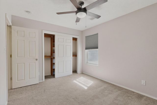 360 Don Carlos Avenue NE, Los Lunas, NM 87031