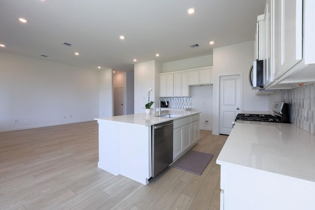 2222 Pacific Current Way, League City, TX 77573