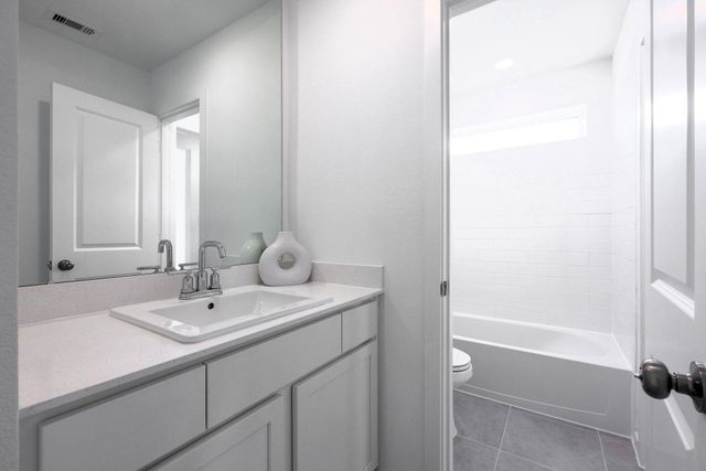 2222 Pacific Current Way, League City, TX 77573