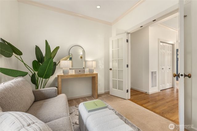 1803 Parade Grounds Avenue NE, Bainbridge Island, WA 98110