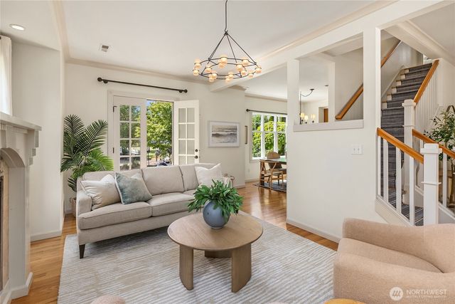 1803 Parade Grounds Avenue NE, Bainbridge Island, WA 98110