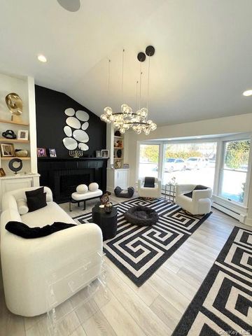 79 Jagger Lane, Westhampton, NY 11977