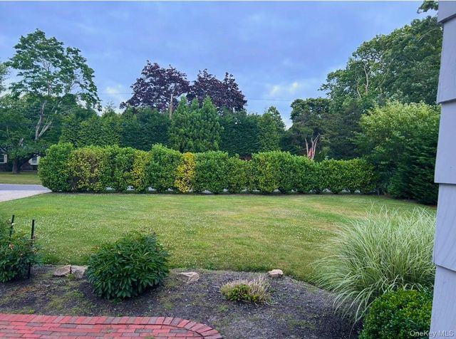 79 Jagger Lane, Westhampton, NY 11977