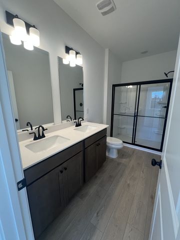 121 Rosebush Lane, Lebanon, TN 37087