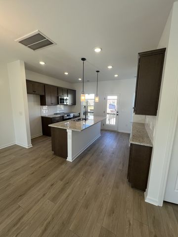 121 Rosebush Lane, Lebanon, TN 37087