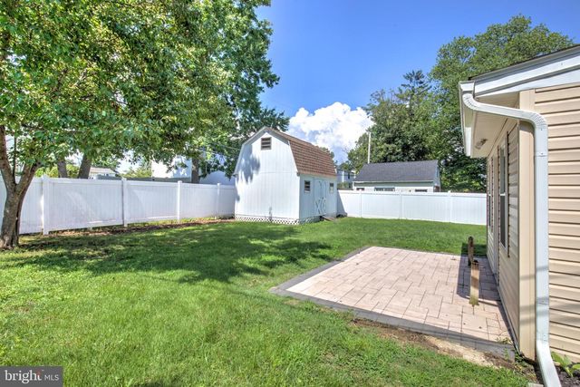 636 OSBORNE AVE, Morrisville, PA 19067