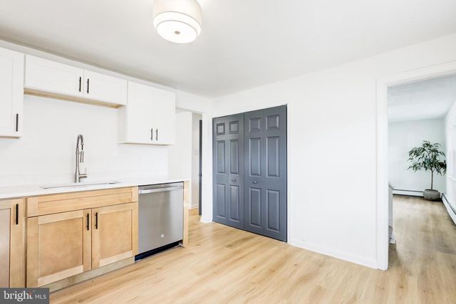 636 OSBORNE AVE, Morrisville, PA 19067