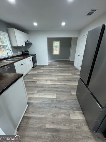 1238 Hunt Road, Dewy Rose, GA 30634