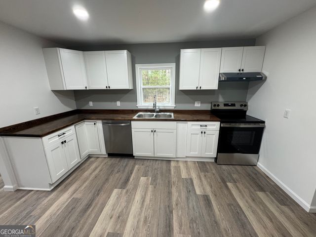 1238 Hunt Road, Dewy Rose, GA 30634