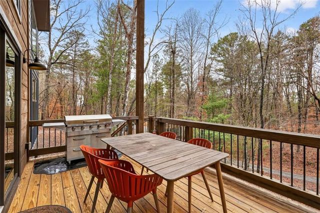 130 Orbit Lane, Ellijay, GA 30540