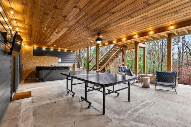 130 Orbit Lane, Ellijay, GA 30540