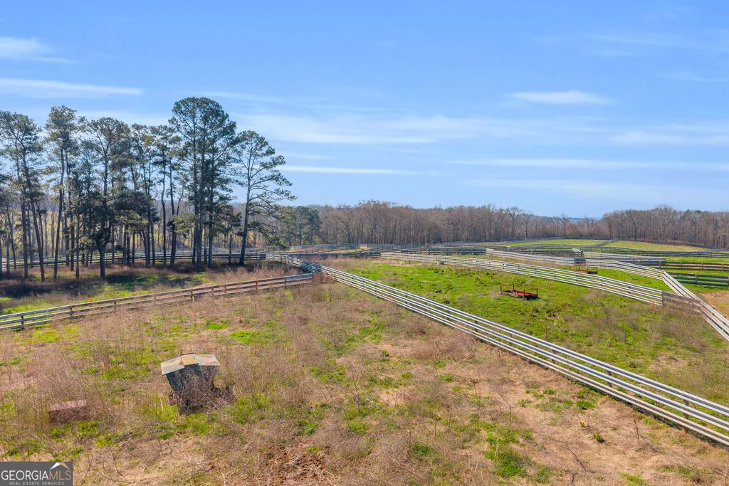 228 W Main Street, Bowersville, GA 30516 — photo 3