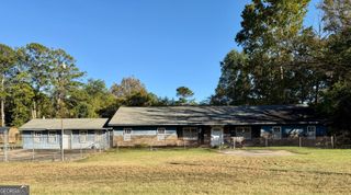 2432 Calhoun Road NE, Rome, GA 30161