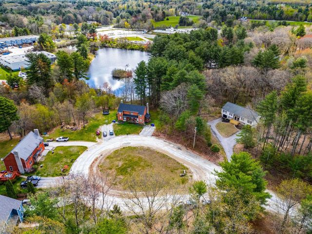 7B Kingston Way, Hudson, NH 03051