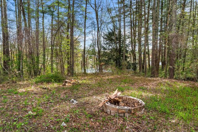 7B Kingston Way, Hudson, NH 03051