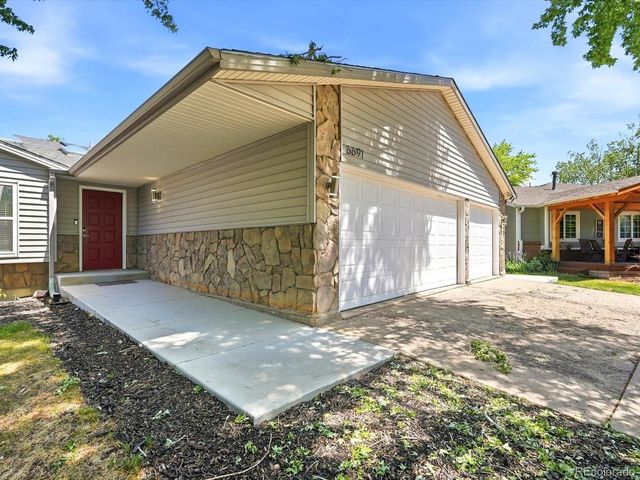 6691 Deframe Ct, Arvada, CO 80004
