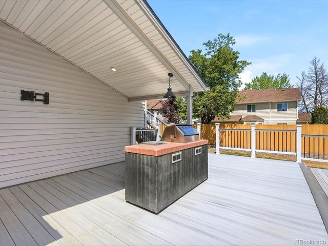 6691 Deframe Ct, Arvada, CO 80004