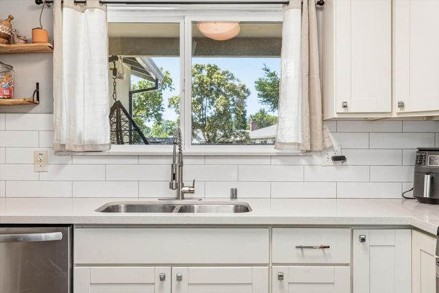 4037 Heather Hill Way, North Highlands, CA 95660