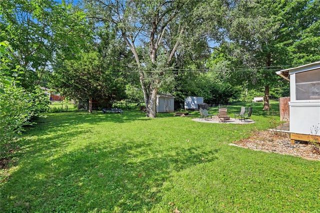 6401 W 82nd Terrace, Overland Park, KS 66204