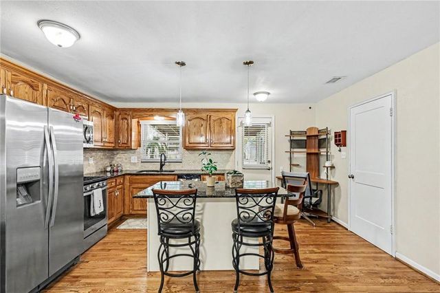 6401 W 82nd Terrace, Overland Park, KS 66204