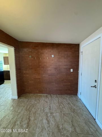 902 S Fremont Avenue, Tucson, AZ 85719