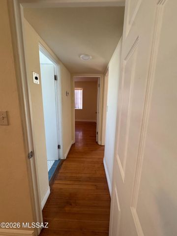 902 S Fremont Avenue, Tucson, AZ 85719