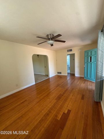 902 S Fremont Avenue, Tucson, AZ 85719