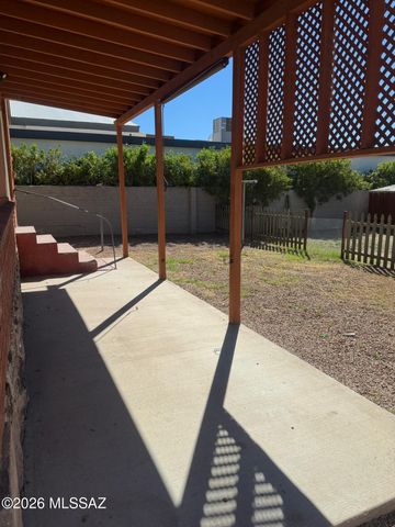 902 S Fremont Avenue, Tucson, AZ 85719