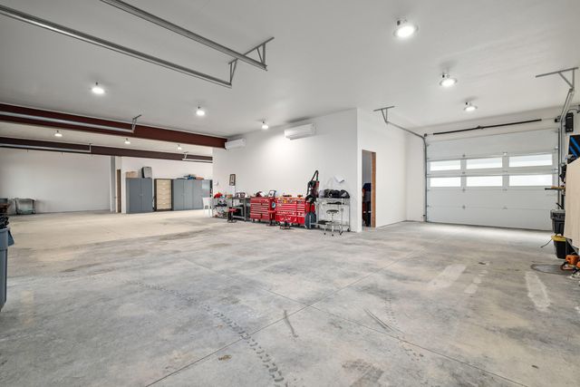 1694 Old Siskiyou Highway, Ashland, OR 97520