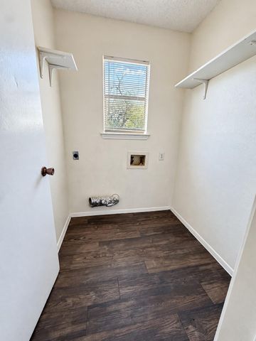 3515 Rollingway CV B, Round Rock, TX 78681