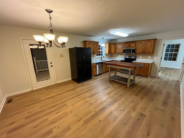 1905 Highway 259, Portland, TN 37148