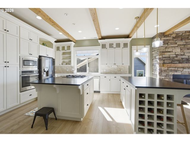 2355 TUSCANA Ave, Salem, OR 97306