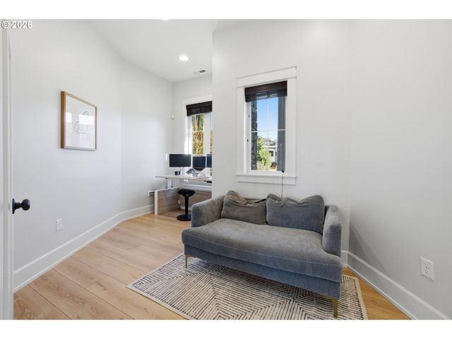 2355 TUSCANA Ave, Salem, OR 97306