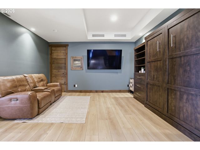 2355 TUSCANA Ave, Salem, OR 97306