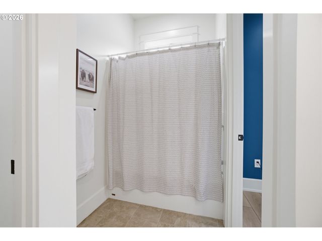 2355 TUSCANA Ave, Salem, OR 97306
