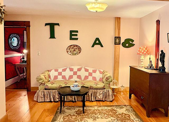 9 Templeton Turnpike, Fitzwilliam, NH 03447