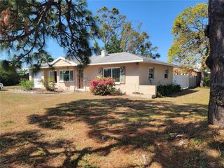2850 41ST STREET N, St Petersburg, FL 33713