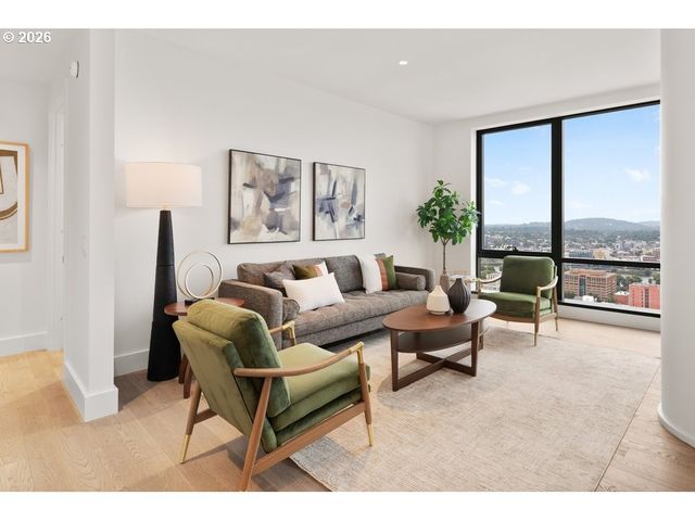 550 Sw 10TH Ave 2808, Portland, OR 97205