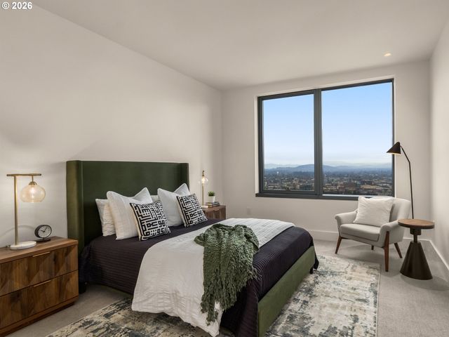 550 Sw 10TH Ave 2808, Portland, OR 97205