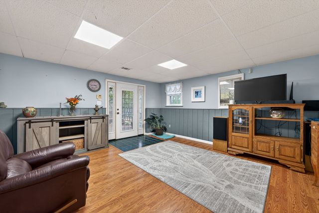 2109 Glencoe Rd, Culleoka, TN 38451