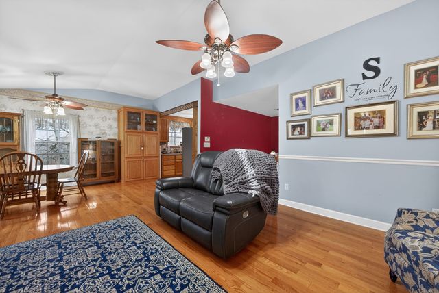 2109 Glencoe Rd, Culleoka, TN 38451