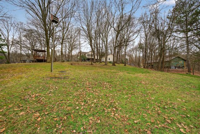 2109 Glencoe Rd, Culleoka, TN 38451