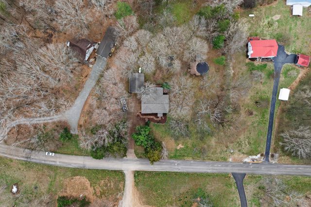 2109 Glencoe Rd, Culleoka, TN 38451